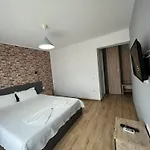 Guest house Casa Maxim 3*