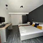 Guest house Casa Maxim 3*