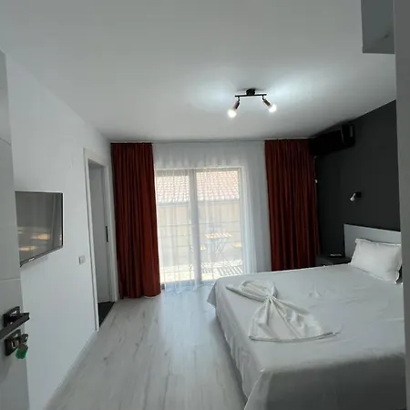 Maxim Guest house *