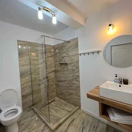 Maxim Guest house