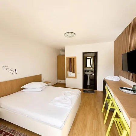 Casa Maxim 3*